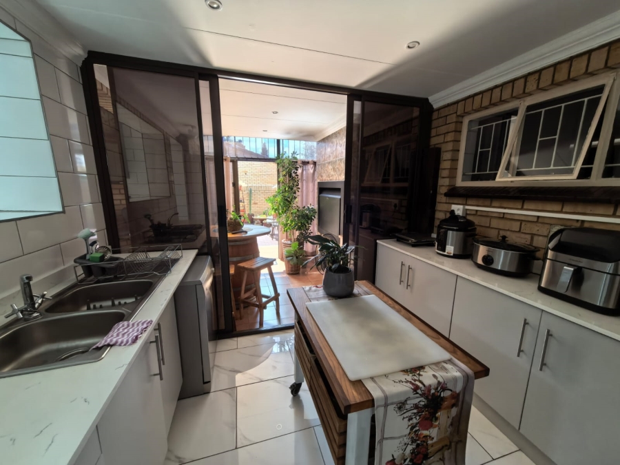 3 Bedroom Property for Sale in Parys Free State